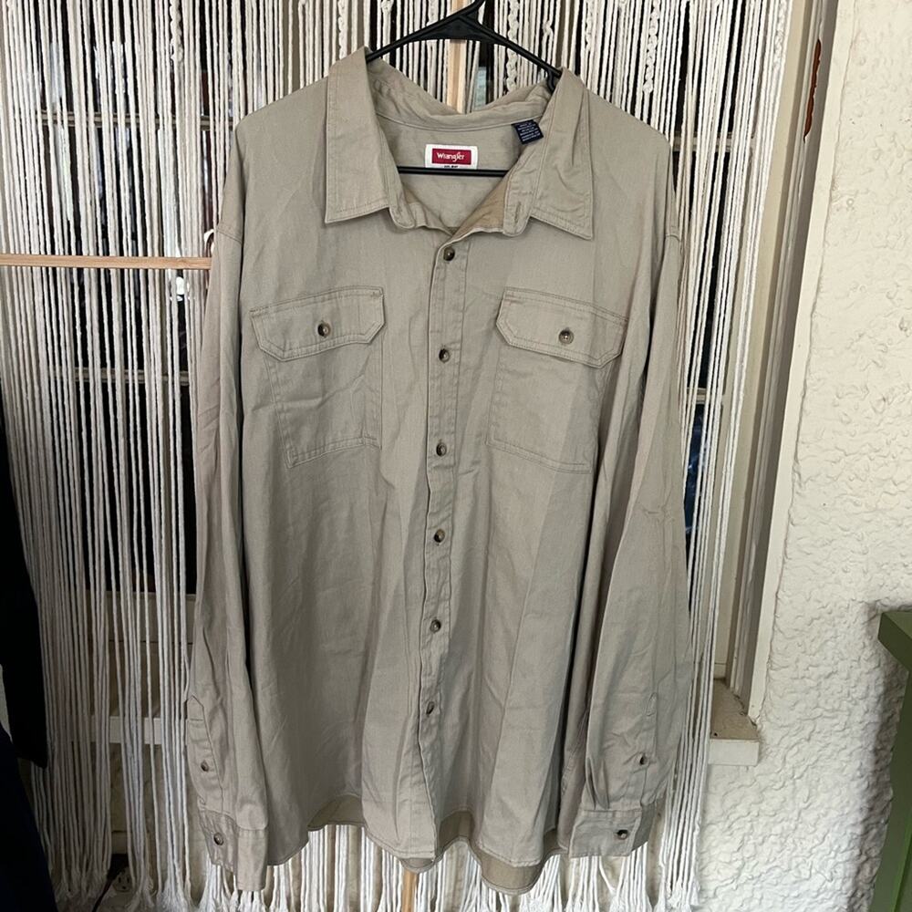 Wrangler Men's Casual Tan Button-Down Shirt